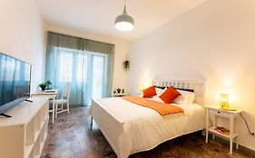 Flower Apartment
